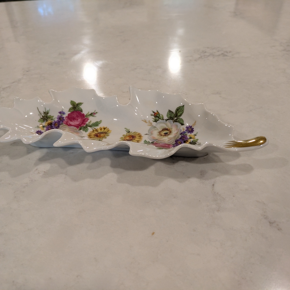 Leaf-Shaped Porcelain Dish with Gold Accent 11" x 4.5"